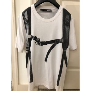 🔥HOST PICK🔥 LOVE MOSCHINO Backpack Tee w/Patches